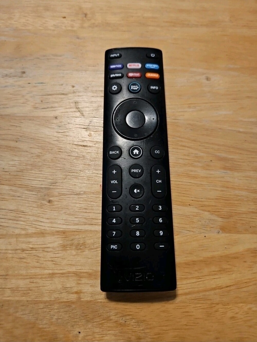 VIZIO SmartCast TV Remote with HBO Max/Netflix/Prime Keys - Black (XRT140V5)